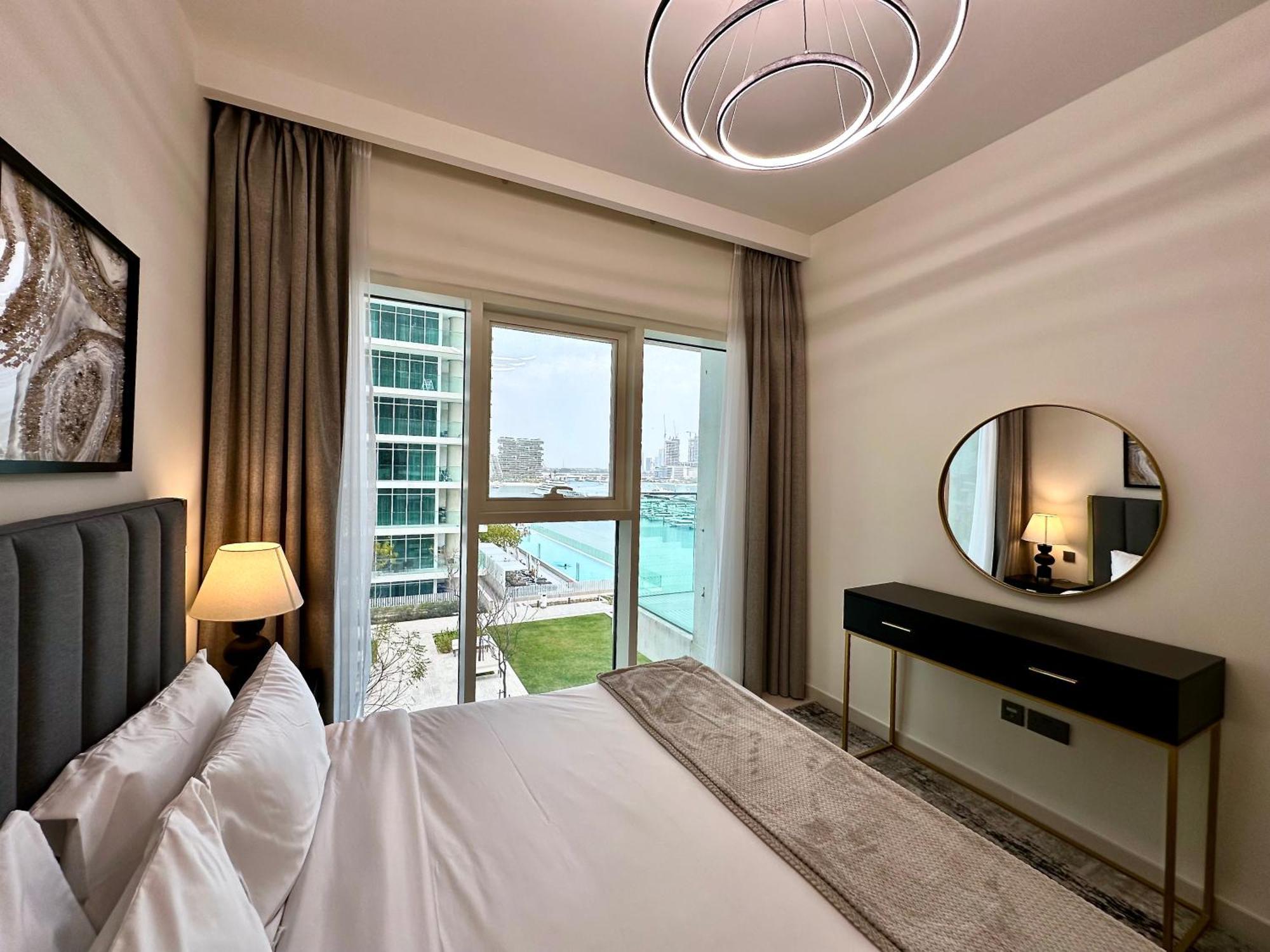 Lux Bnb I Sun Rise Bay I Palm & Sea View Dubai Exterior foto