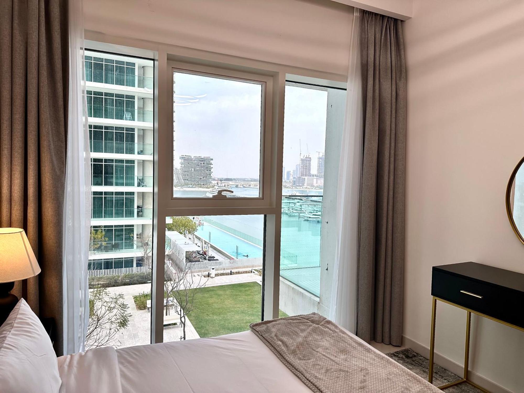Lux Bnb I Sun Rise Bay I Palm & Sea View Dubai Exterior foto